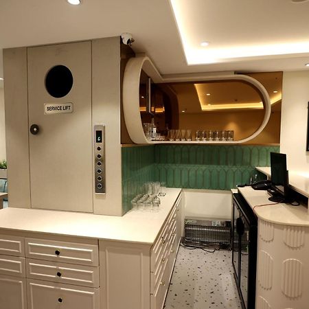 Hiraya Hotels Mohali Екстериор снимка